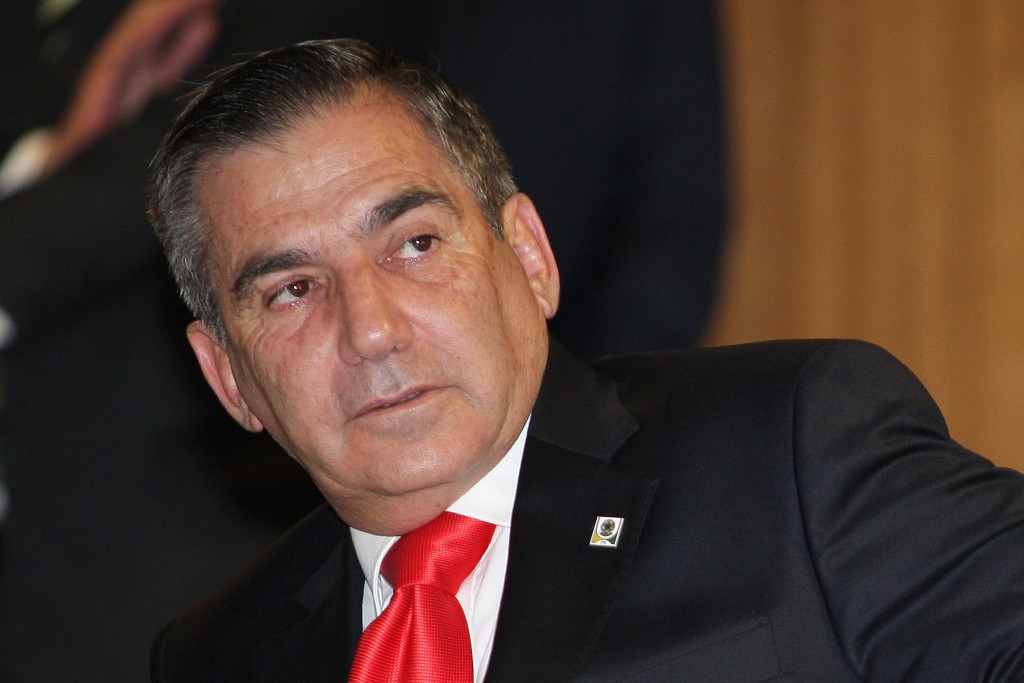 DF - MINISTÉRIO/POSSE/GILBERTO CARVALHO - POLÍTICA - Gilberto Carvalho ao assumir a secretaria-geral da Presidência, no Palácio do Planalto, em Brasília, neste domingo. 02/01/2011 - Foto: DIDA SAMPAIO/AGÊNCIA ESTADO/AE