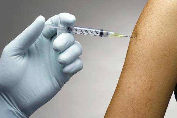 Vacina Dengvaxia é a única contra a dengue com registro na Anvisa até o momento.