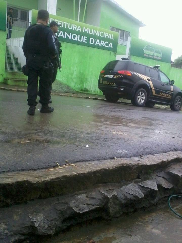 Inusitado:Tanque D'Arca comprou merenda quando professores estavam em greve.