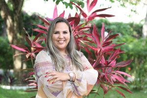 Secretária-adjunta e professora, Emília Caldas, destacou a importância da divulgação do calendário escolar. Foto: Ascom Semed