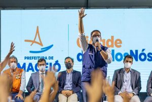 Ronnie Mota reforçou apoio da Prefeitura às demandas da comunidade. Foto: Itawi Albuquerque/Secom Maceió
