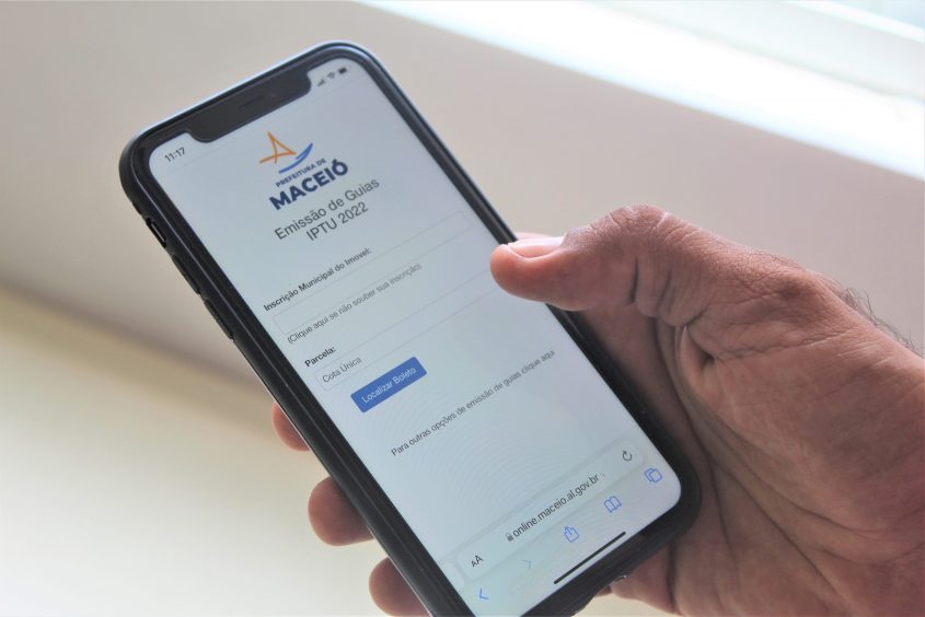Emissão pela internet é rápida e segura. Foto: Ascom Semec