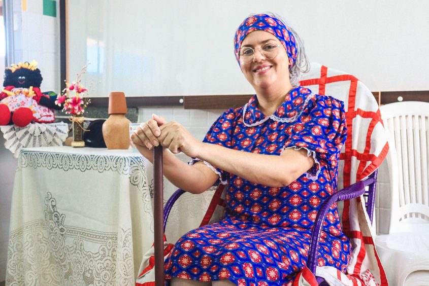 Contação de histórias com a Servidora da Semed, Kátia Regina. Foto: Pedro Farias/Ascom Semed
