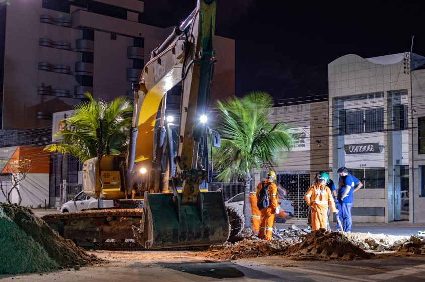 Intervenções aconteceram no período diurno e noturno. Foto: Júnior Bertoldo/Secom Maceió