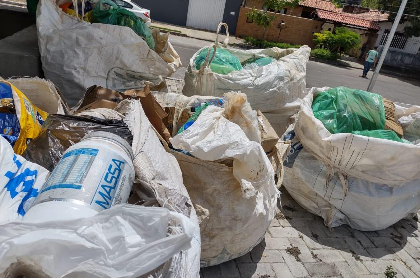 Materiais são recolhidos pela coleta seletiva e nos PEVs. Foto: Ascom Sudes