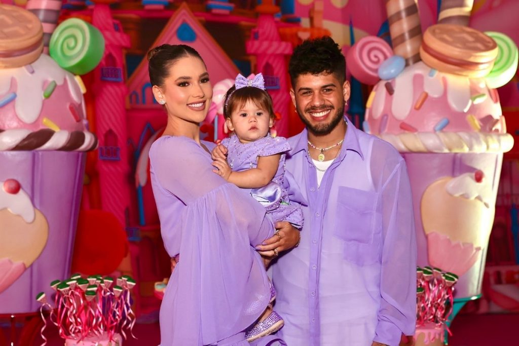 Virgínia e Zé Felipe comemoram primeiro ano de Maria Alice com festa em Goiânia