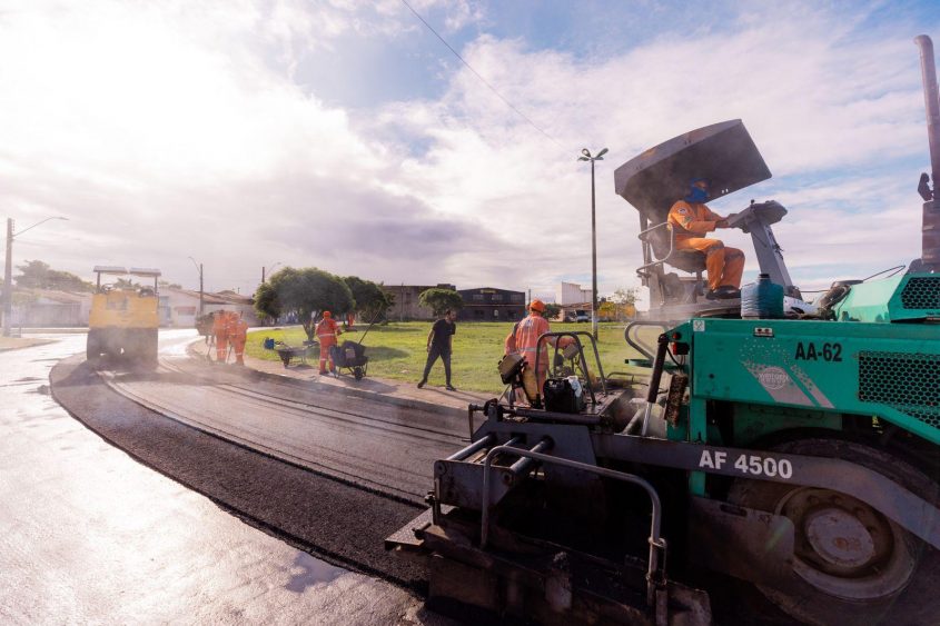 Obras de pavimentação já garantem melhor segurança viária para os moradores. Foto: Edvan Ferreira / Secom Maceió