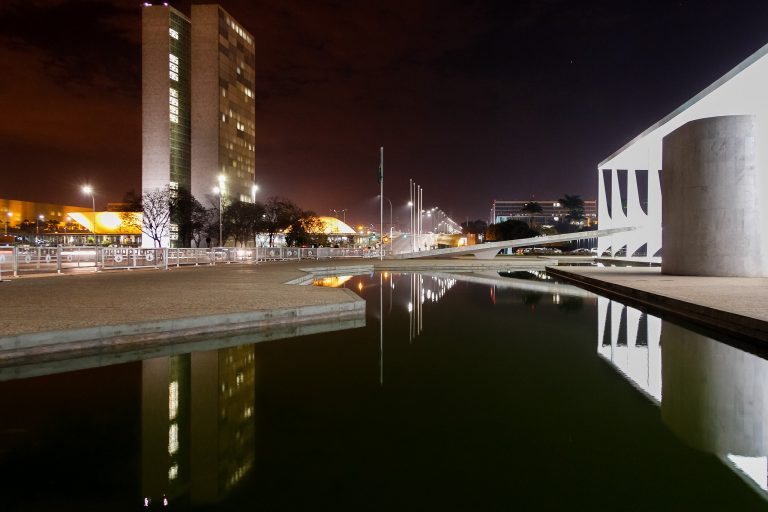 Brasília - congresso - poderes República Palácio do Planalto Congresso Legislativo Executivo