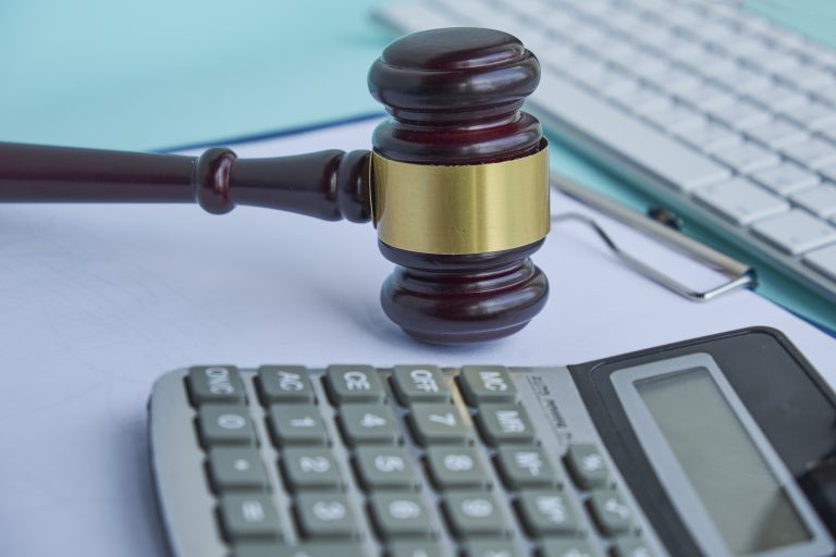 Direito e Justiça - Direito - contas públicas - pensão - precatórios - dívida
