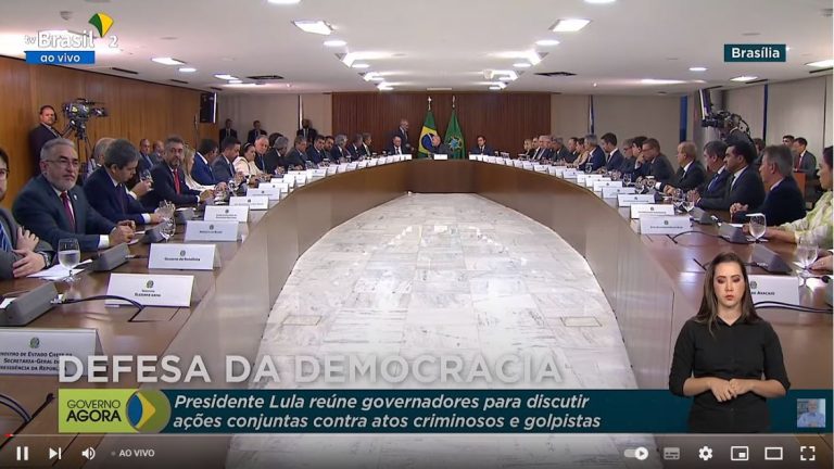 Reunião dos chefes de Poderes, governadores e ministros no Planalto