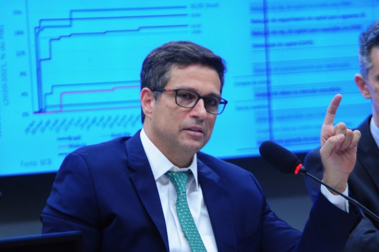 Audiência Pública - Juros e inflação. Roberto Campos Neto - Presidente do Banco Central do Brasil