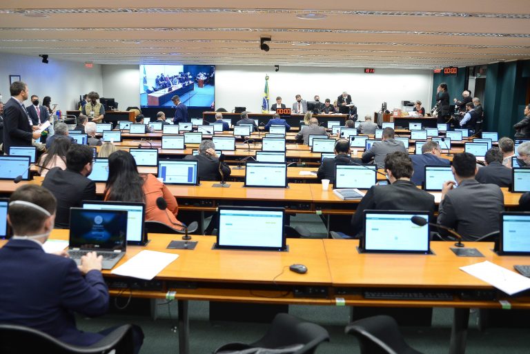 Apresentação do Relatório preliminar com emendas ao projeto de lei nº 5/2022 - Lei Orçamentária para 2023