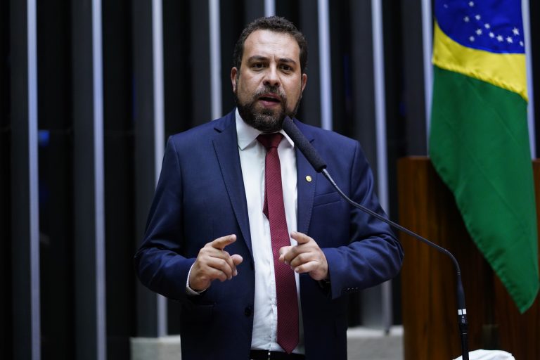 Sessão para votação de propostas legislativas. Dep. Guilherme Boulos(PSOL - SP)