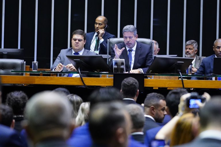 Sessão para a votação de propostas legislativas. Presidente da Câmara, dep. Arthur Lira