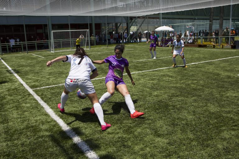Esporte - futebol - futebol feminino mulheres jogos