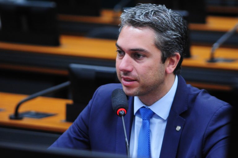 Audiência Pública - Obrigatoriedade do uso de máscaras nos aeroportos e nas aeronaves. Dep. Daniel Trzeciak PSDB-RS