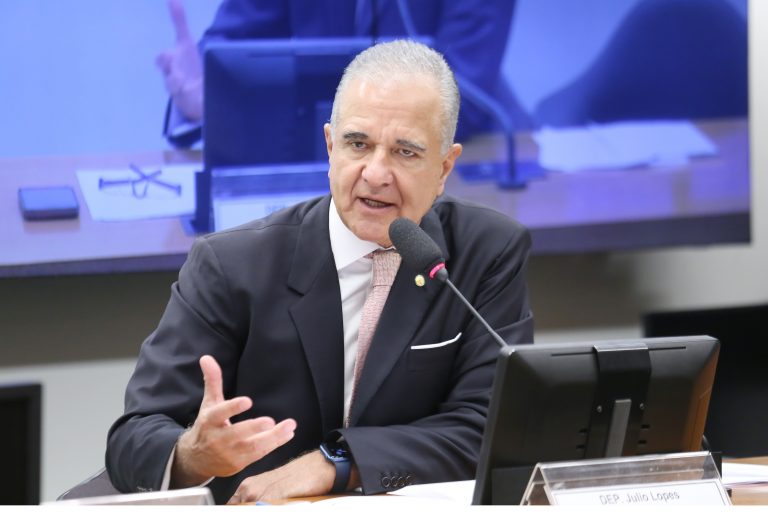Digitalização e desburocratização. Dep. Julio Lopes (PP - RJ)