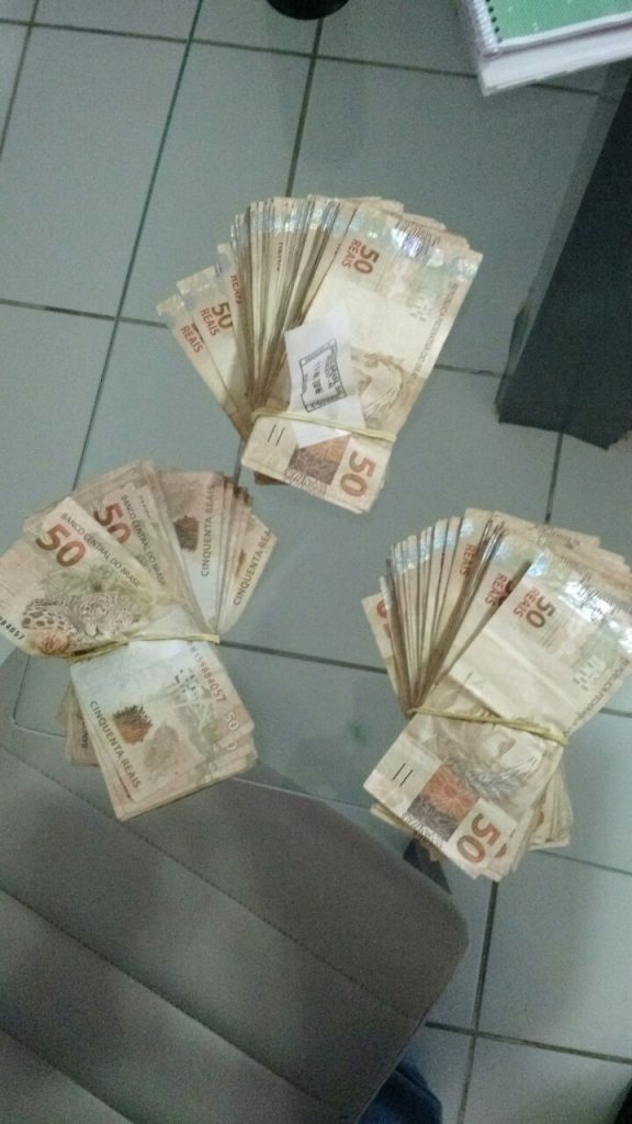 4db532d522bd4834baef9b93561f59a6