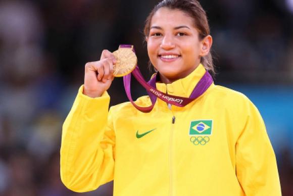 sarah_menezes_divulgacao_cob