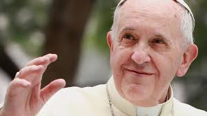 "Os refugiados são pessoas como todos os outros, mas de quem a guerra levou casa, trabalho, parentes, amigos", argumentou o pontífice , disse Papa Francisco àss vésperas do Dia Mundial do Refugiado.