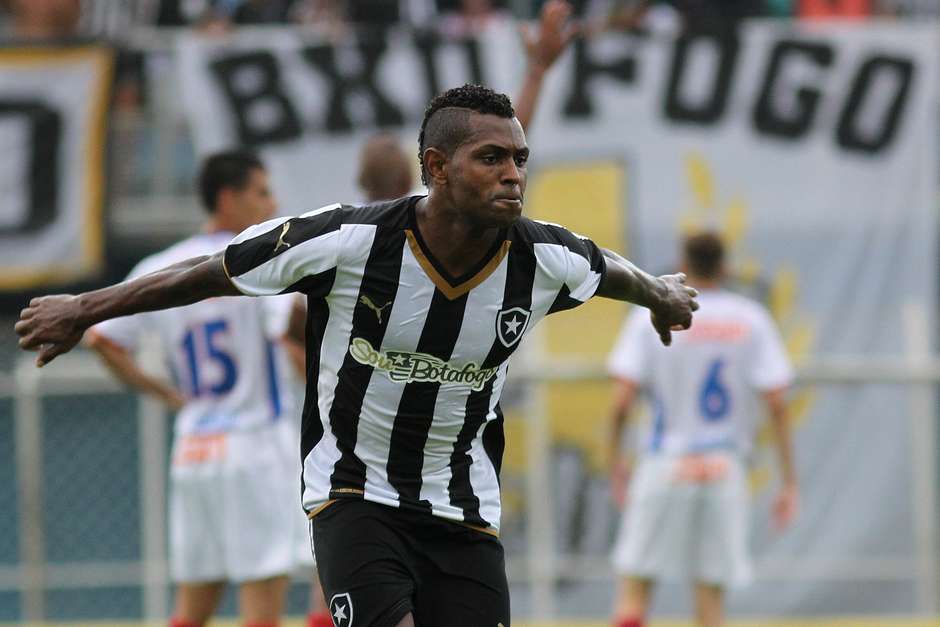 Jobson. Friburguense x Botafogo, pelo Campeonato Carioca no estadio Eduardo Guinle . 18 de fevereiro de 2015, Nova Friburgo, RJ, Brasil. Foto: Vitor Silva / SSPress.