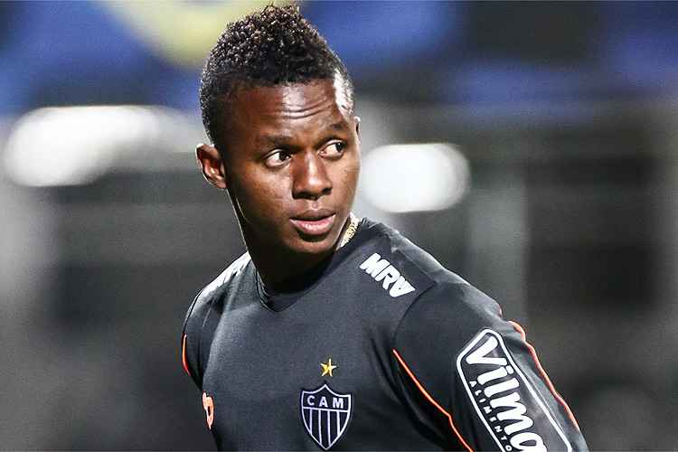 20160712182733849353i