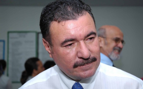 cicero-almeida-bigodinho.