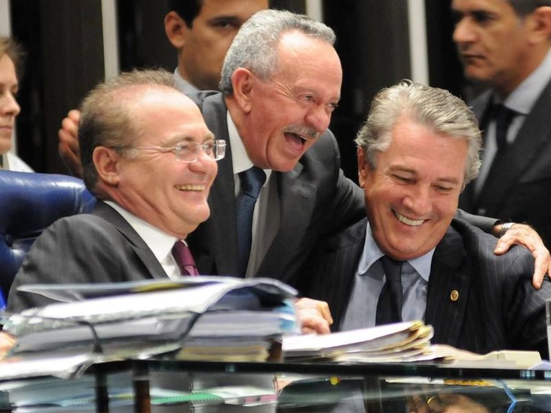 collor-biu-e-renan