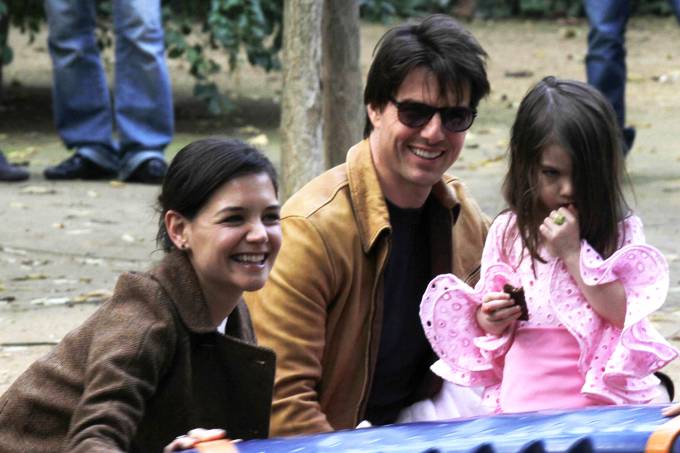 entretenimento-tom-cruise-katie-holmes-filha-20160818-02