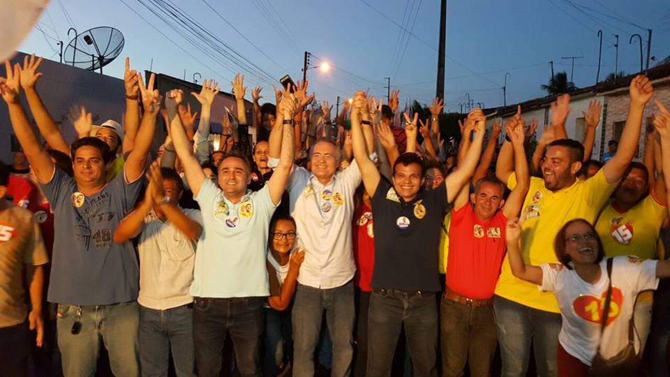 calheiros-em-arapiraca-sorrindo
