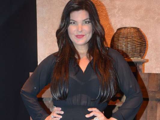 1764175-aos-52-anos-cristiana-oliveira-vive-aff-650x488-2