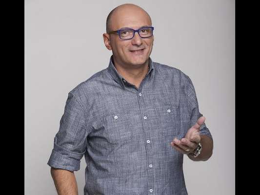 1831672-britto-jr-voltara-a-apresentar-o-progra-650x488-3