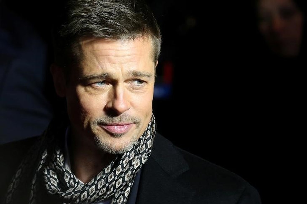 2016-11-23t150846z-1-lynxmpecam12d-rtroptp-3-gente-bradpitt-liberado-fbi