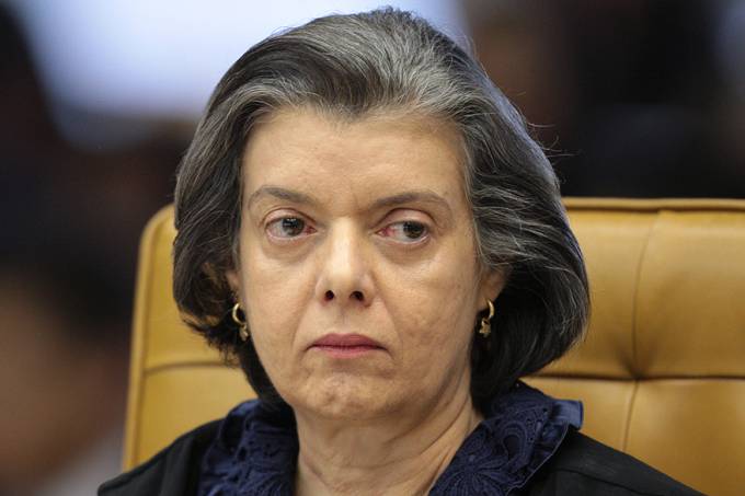 ministra-carmen-lucia-julgamento-cotas-20120426-original2