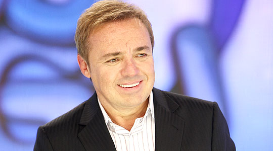 mundonovelas-record-planeja-mudan25c325a7as-no-programa-do-gugu