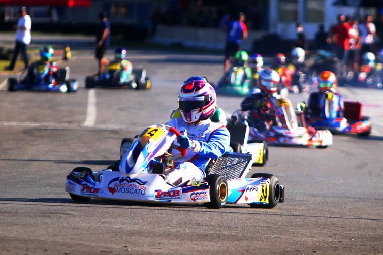 kartista baiano Diogo Moscato, de 16 anos, campeão estadual da categoria em 2019.