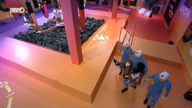 BBB 21: Camilla passa mal durante prova - Reprodução/Globoplay - Reprodução/Globoplay