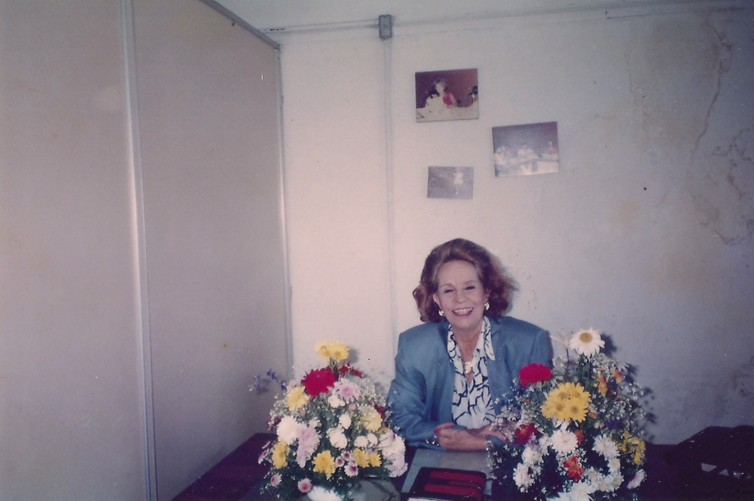 Daisy na redação da Rádio Nacional em 1993: radialista tinha uma relação de proximidade com seus ouvintes