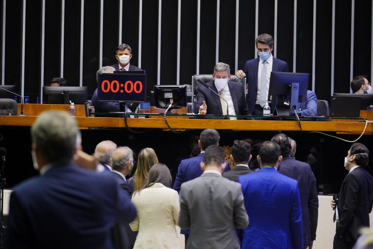 Discussão e votação de propostas. Presidente da Câmara, Arthur Lira (PP - AL)