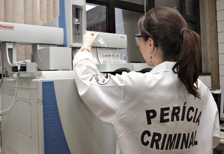 Segurança - policiais - investigações criminais perícia papiloscópica papiloscopia polícia impressões digitais autoria crimes