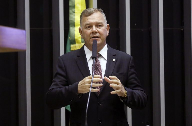 Deputado Lucio Mosquini (MDB-RO)
