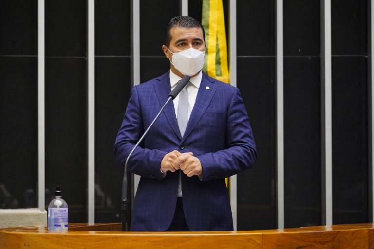 Discussão e votação de propostas. Dep. Luis Miranda (DEM - DF)
