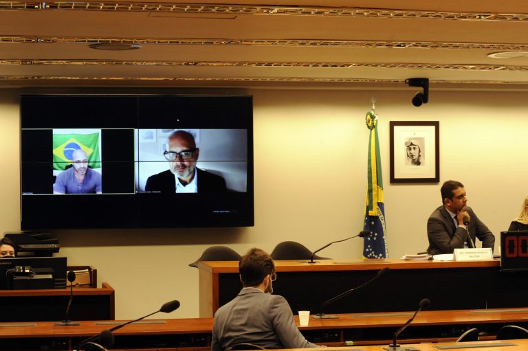Reunião de oitivas. Dep. Daniel Silveira (PSL - RJ), Testemunha, Alessandro Lemos Passos Loiola e dep. Fernando Rodolfo (PL - PE)