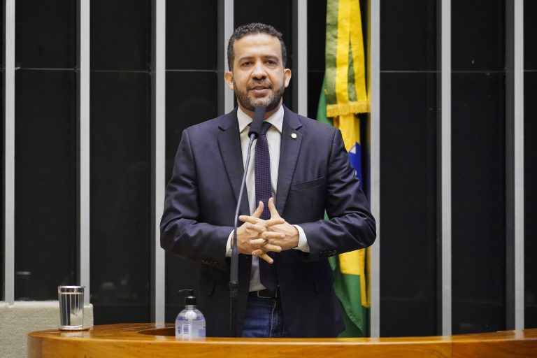 Discussão e votação de propostas. Dep. André Janones (AVANTE - MG)