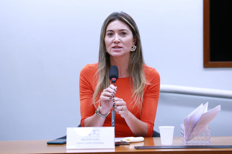 Rodada de entrevistas com candidatos à presidência da Câmara. Dep. Greyce Elias(AVANTE - MG)