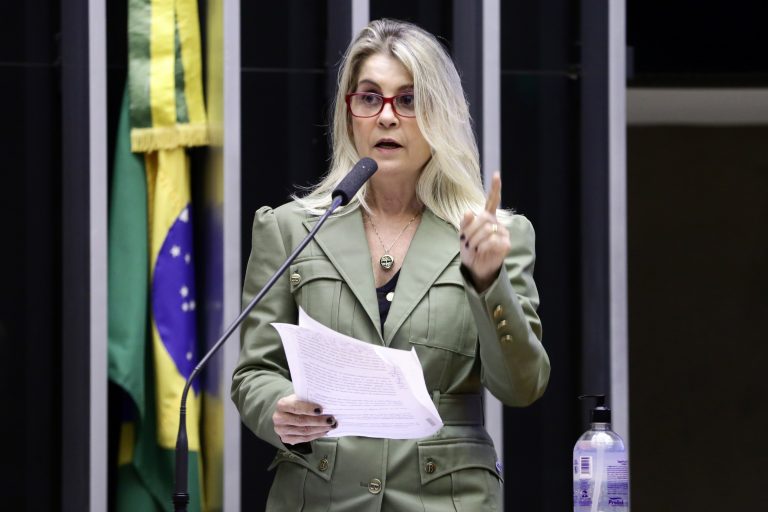 Medicamentos Formulados com a Cannabis Sativa. Dep. Dra. Soraya Manato PSL - ES