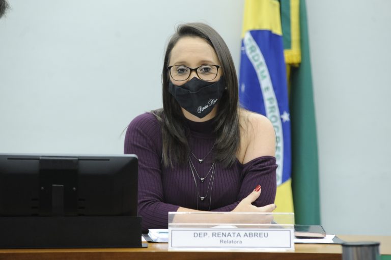 Audiência Pública - Participação feminina na política e grupos de minorias. Dep. Renata AbreuPODE - SP