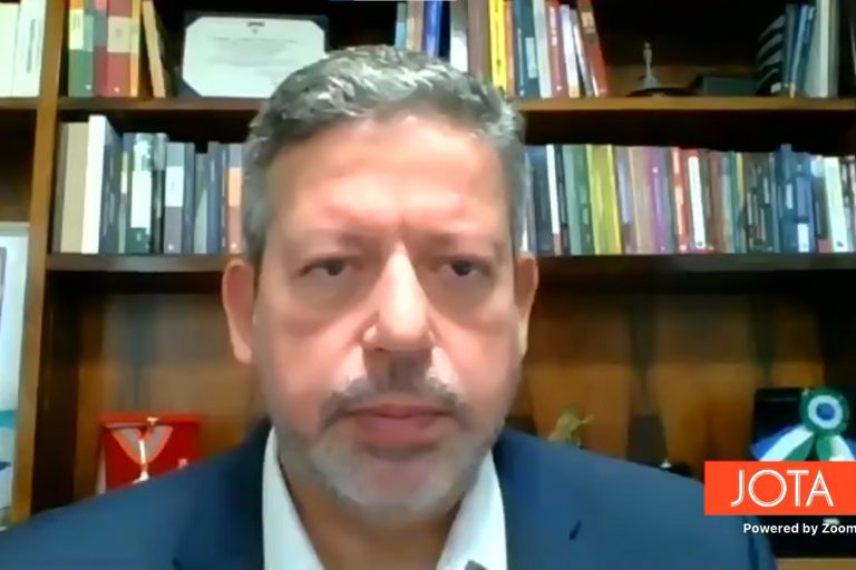 Lira em em webinar da Casa JOTA