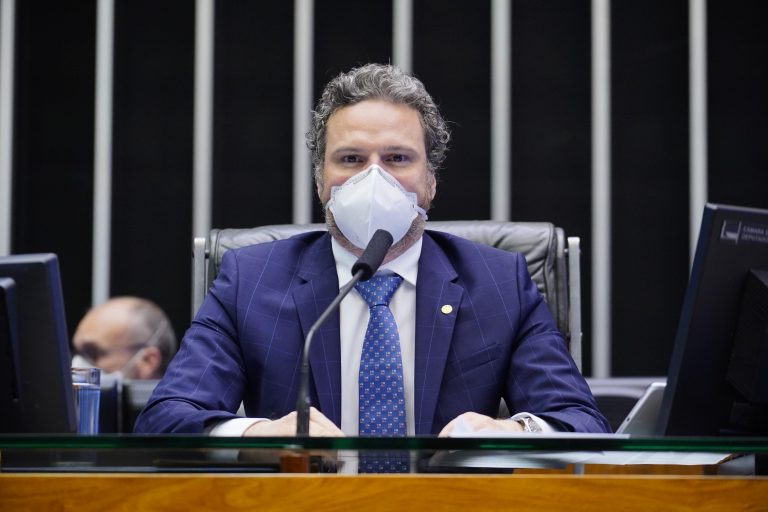 Discussão e votação de propostas. Dep. Fred CostaPATRIOTA - MG