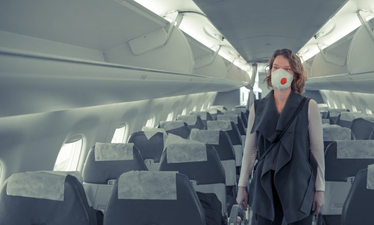 Saúde - doenças - coronavírus prevenção pandemia avião aviação transporte aéreo contágio aeronautas tripulação voos contágio máscaras